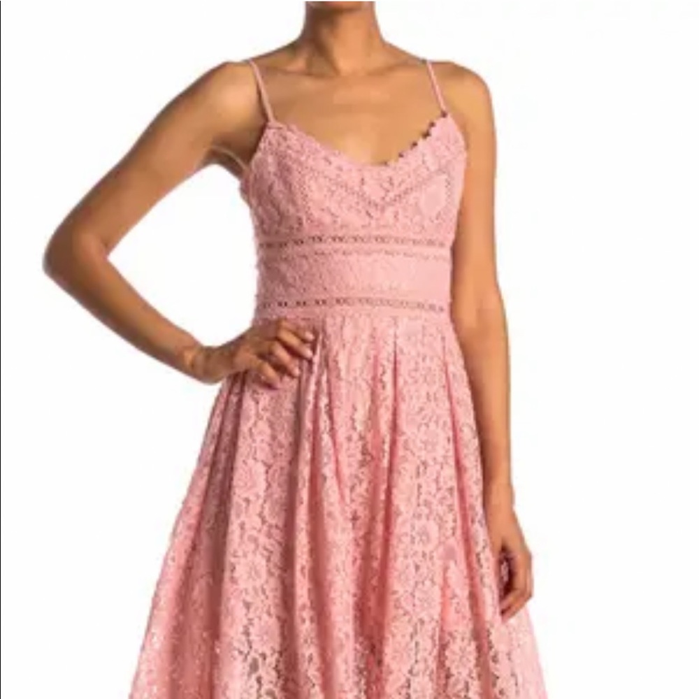 NSR Sleeveless Lace Midi Dress